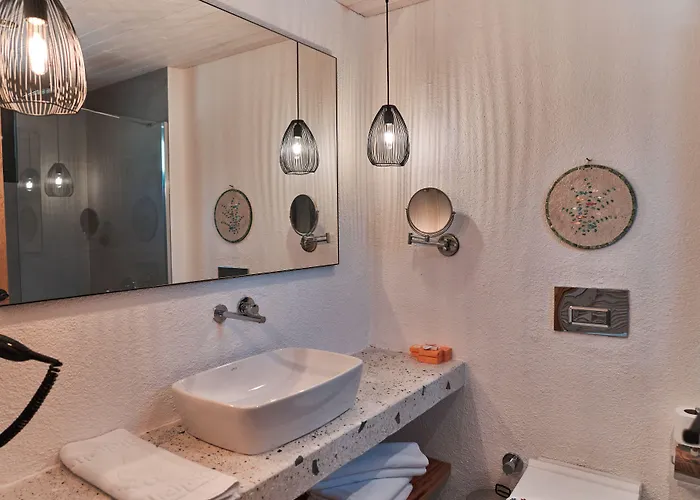 The Pearl Отель 4*