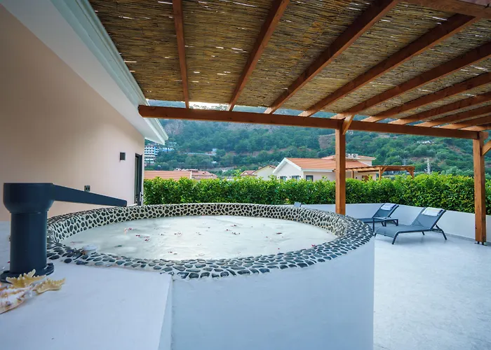 The Pearl Hotel 4*