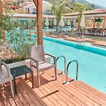 The Pearl Hotell 4*