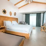 Hotell The Pearl 4*