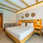 The Pearl Hotel 4*