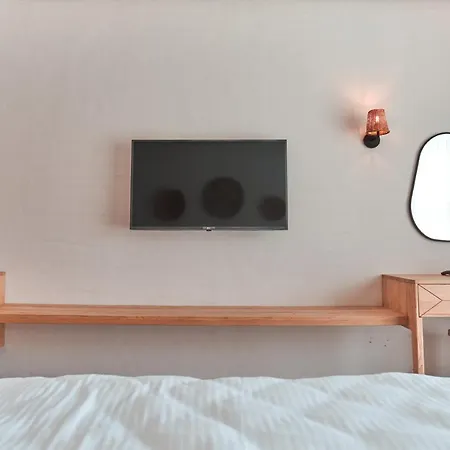 The Pearl 4*