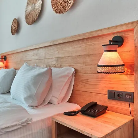The Pearl Hotel 4*