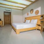 Hotel The Pearl 4*