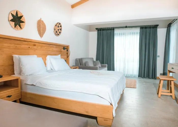 Hotel The Pearl 4*